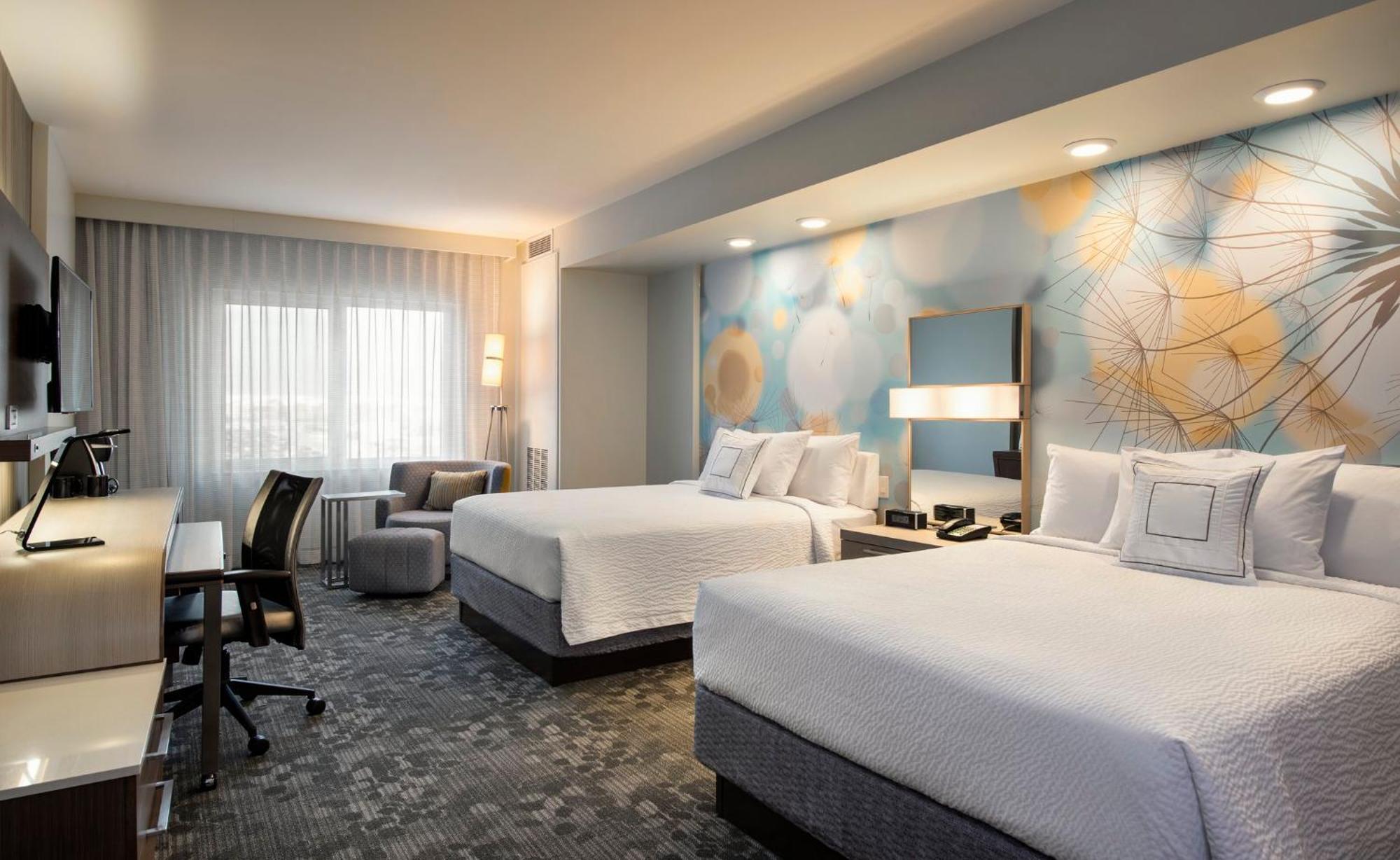 Courtyard By Marriott Calgary South Hotel Exterior foto