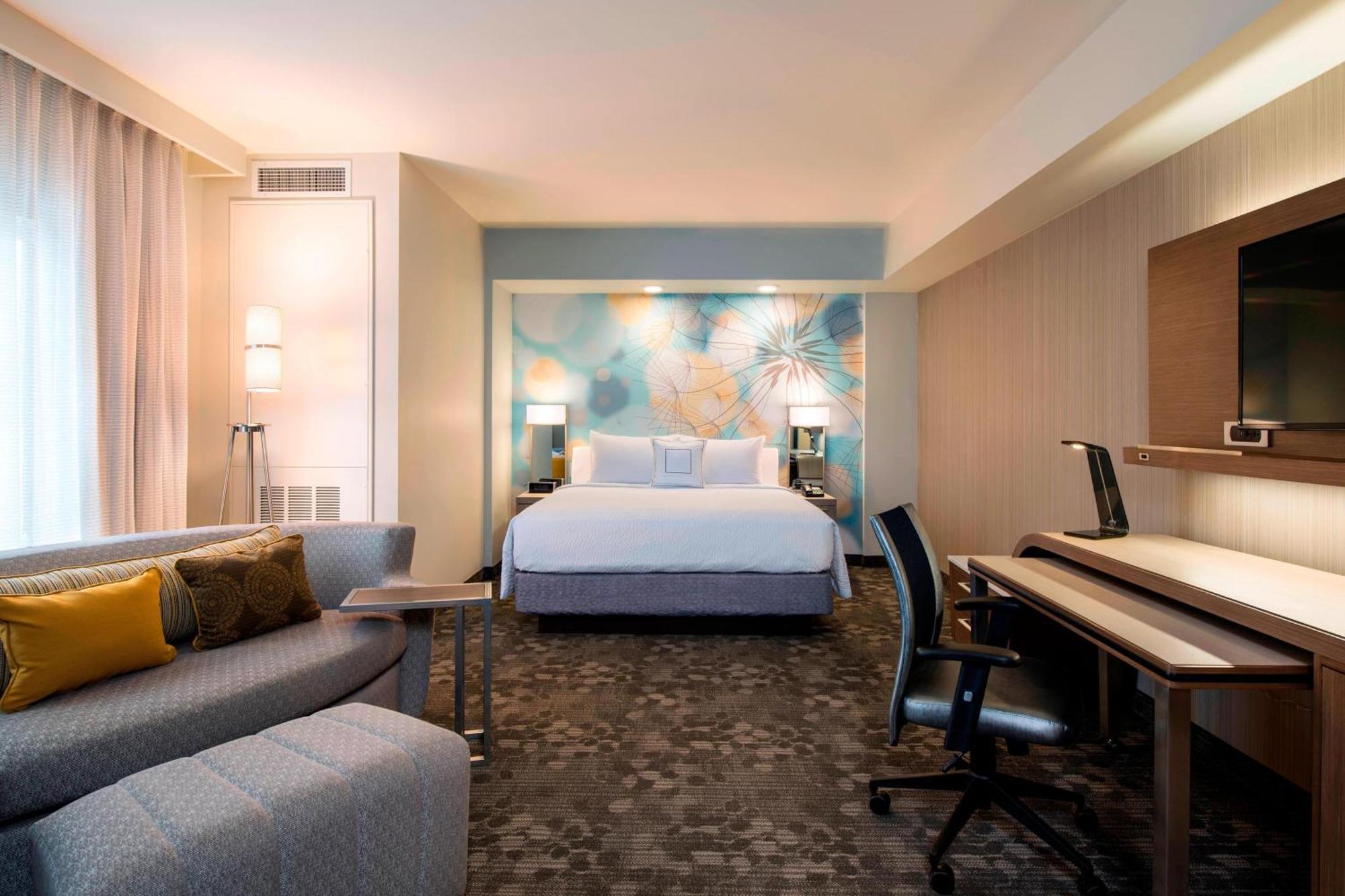 Courtyard By Marriott Calgary South Hotel Exterior foto