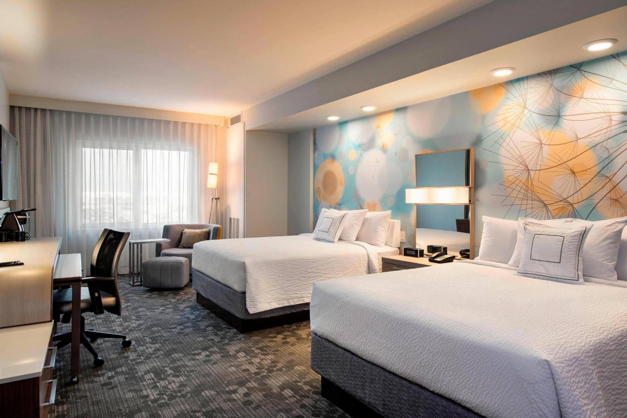 Courtyard By Marriott Calgary South Hotel Exterior foto